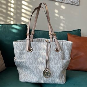 Michael Kors Logo Bag